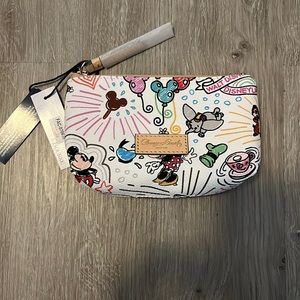 NWT Dooney & Bourke cosmetic case